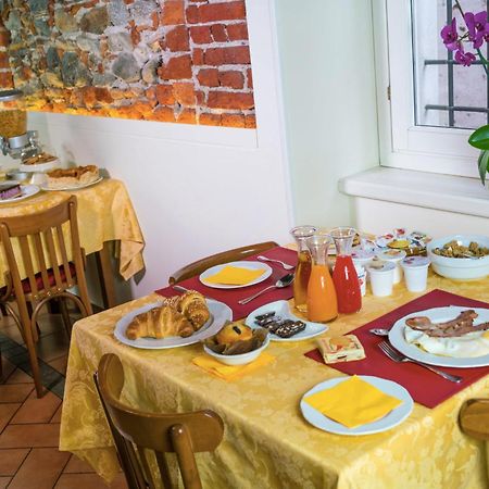 Hotel Sole Sesto Calende Zewnętrze zdjęcie